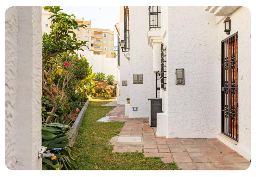 Willa La Casa En La Carihuela Playa A 4 Minutos A Pie Torremolinos Zewnętrze zdjęcie
